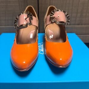 Wonder Moher Mary Janes with a buckle